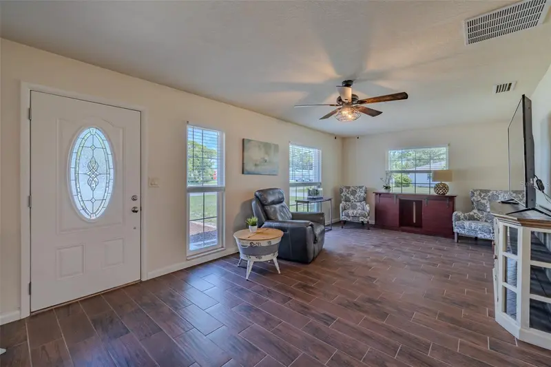 6711 CONETTA DRIVE, SARASOTA, photo 5 of 38