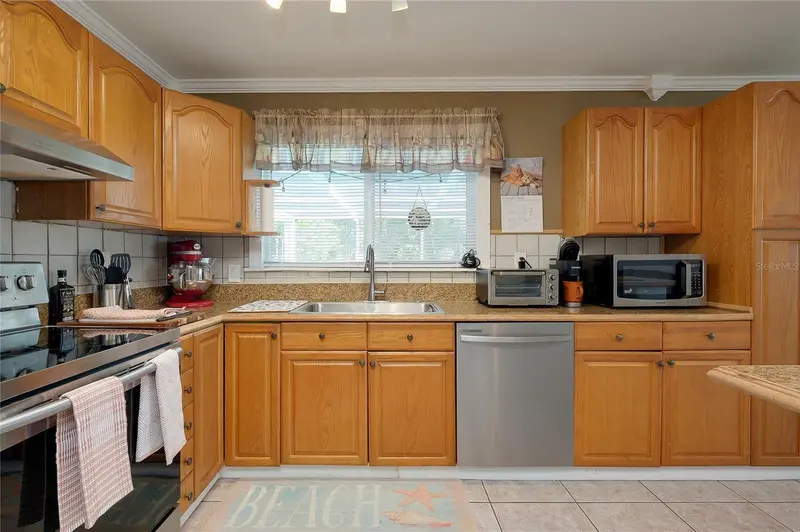 Thumbnail 24