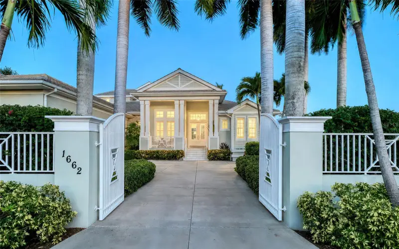 1662 ANCHORAGE STREET, SARASOTA, photo 2 of 75