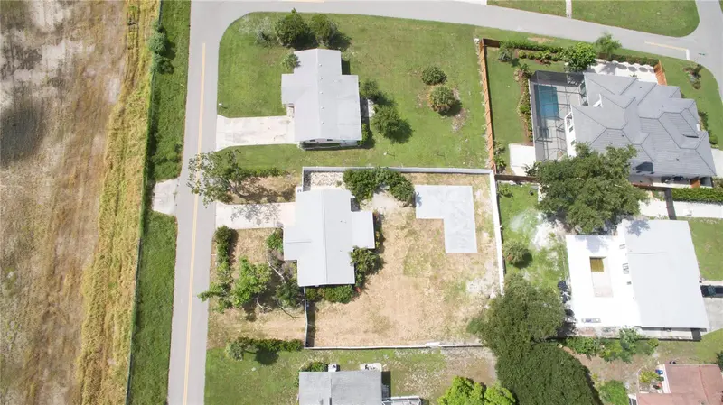 6344 GLENCOE AVENUE, SARASOTA, photo 5 of 62