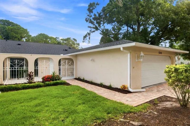 5241 MARSH FIELD LANE #18, SARASOTA