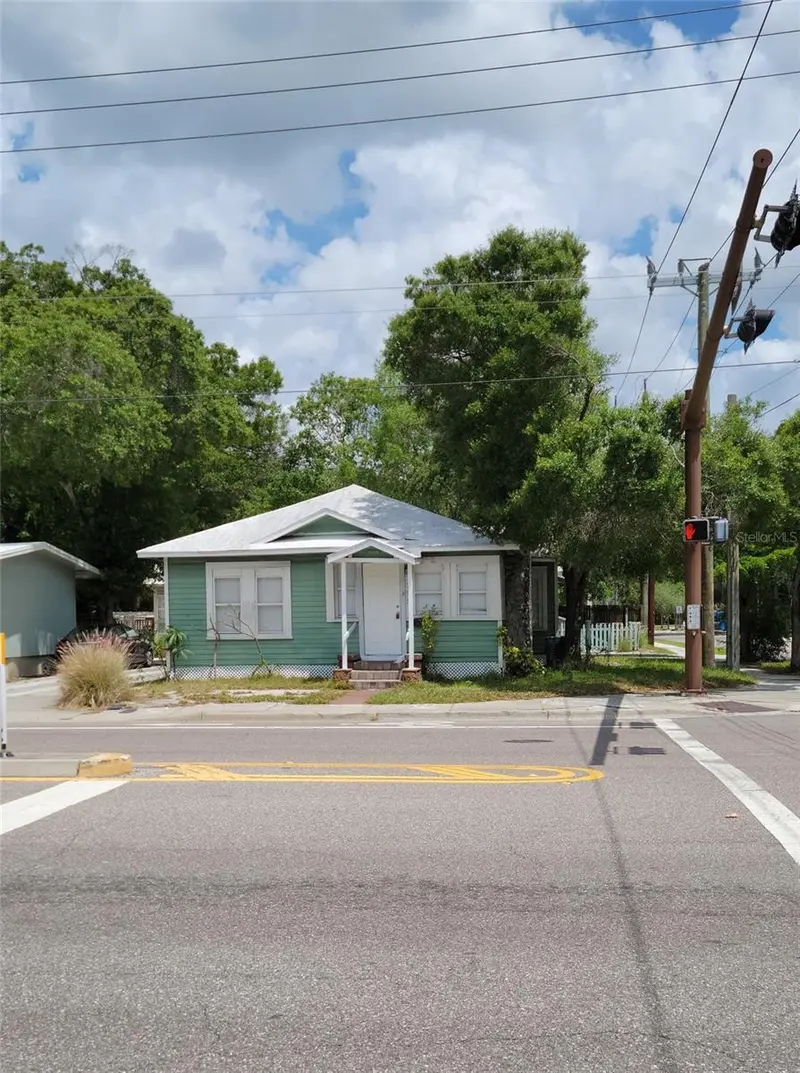 1775 FRUITVILLE ROAD, SARASOTA