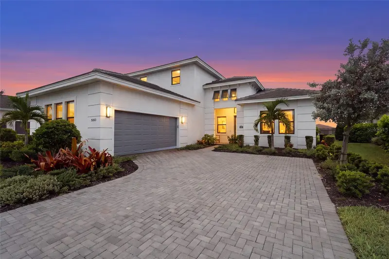 5060 KIVA CIRCLE, BRADENTON