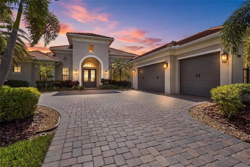 788 CROSSWIND AVENUE, SARASOTA