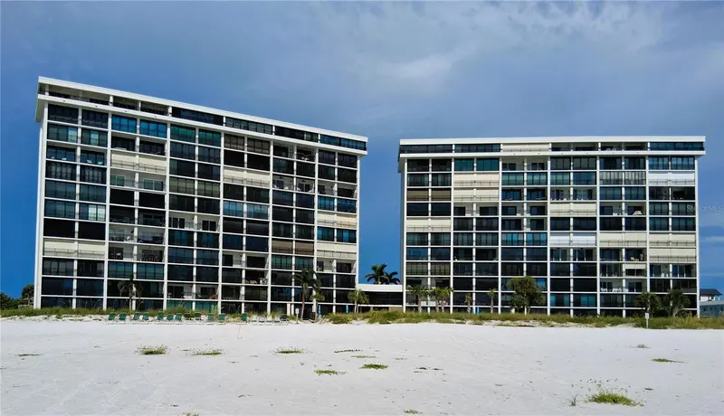 19 WHISPERING SANDS DRIVE #401, SARASOTA