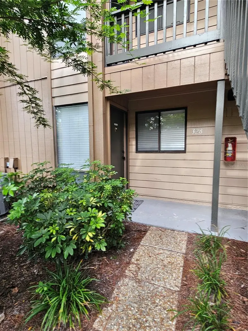 1720 GLENHOUSE DRIVE #328, SARASOTA