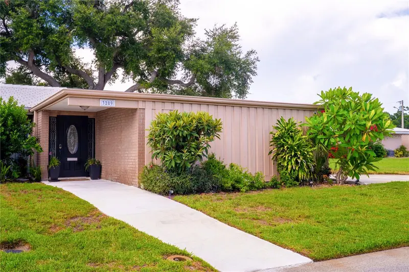 3289 FAIRHAVEN LANE #112, SARASOTA
