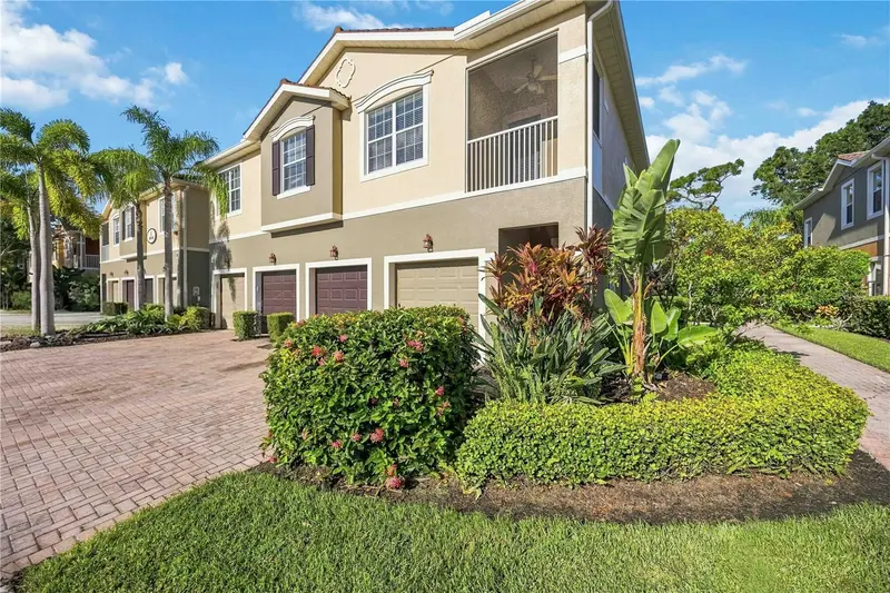 7927 LIMESTONE LANE #13-203, SARASOTA