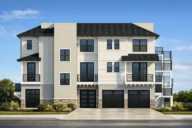 215 82ND STREET, HOLMES BEACH