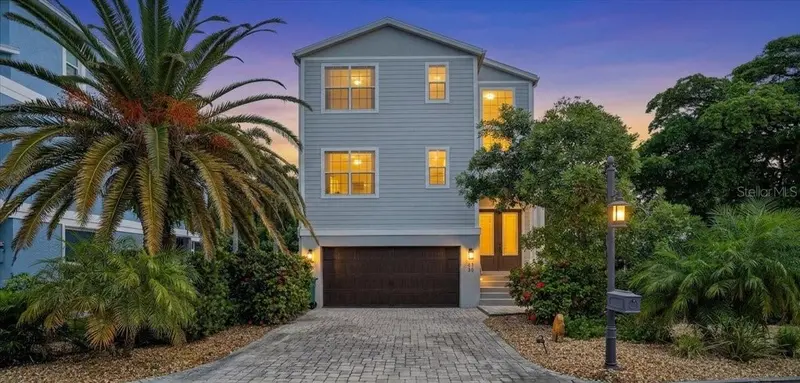 6330 LAGUNA DRIVE, LONGBOAT KEY