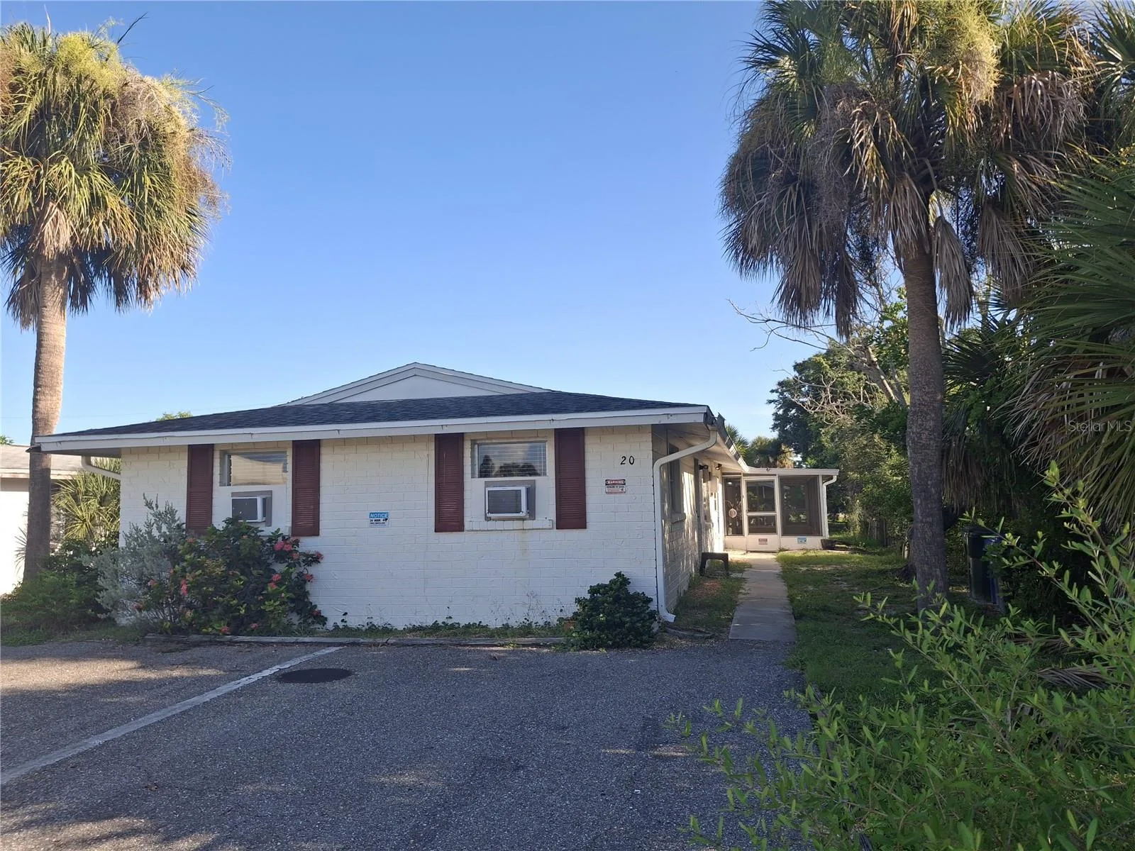 20 West Cowles