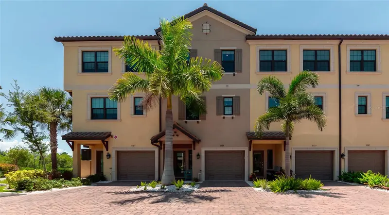 5589 CANNES CIRCLE #4-102, SARASOTA