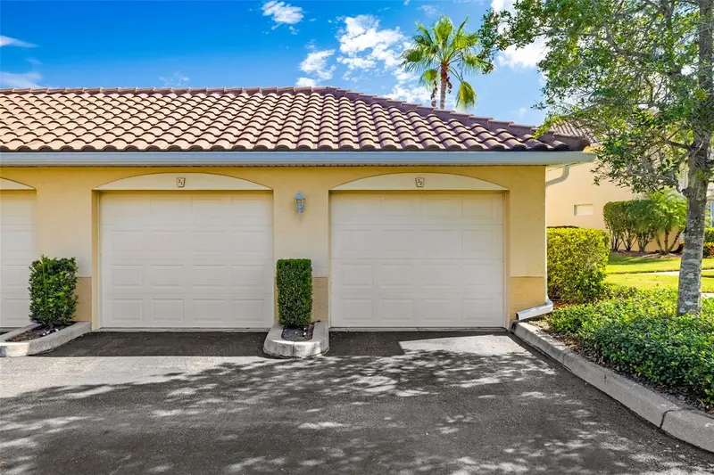 7107 BOCA GROVE PLACE #104, LAKEWOOD RANCH, photo 4 of 75