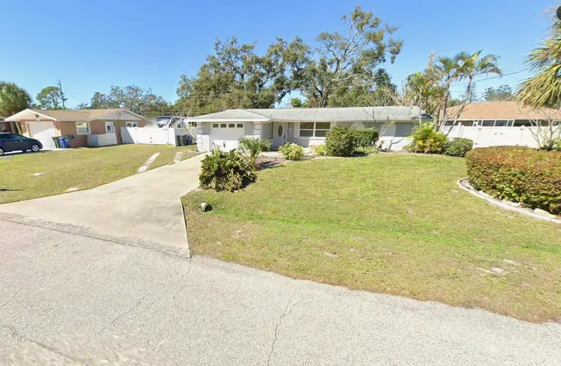 360 FOXGLOVE ROAD, VENICE