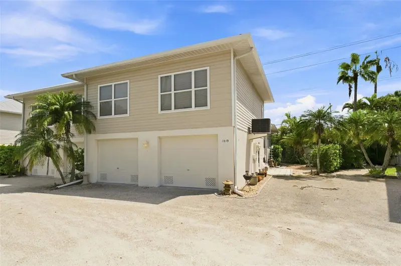 1819 HIGHLAND ROAD, OSPREY