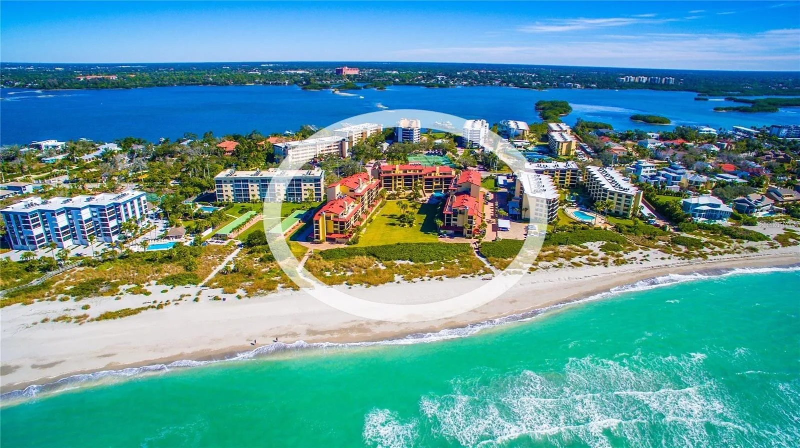 Tortuga Beach Club