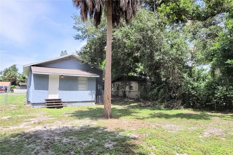 1542 29TH STREET, SARASOTA, photo 5 of 33