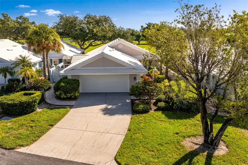 718 BRIGHTSIDE CRESCENT DRIVE #10, VENICE