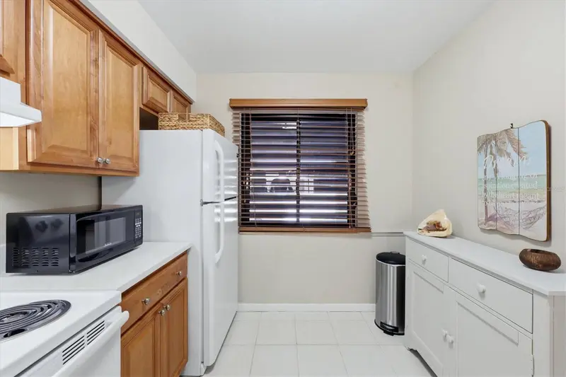 Thumbnail 24