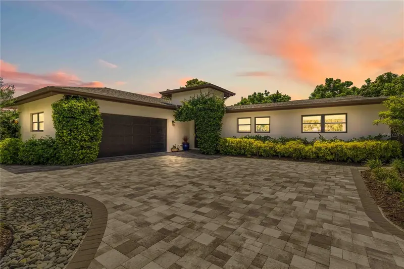 2410 SIESTA DRIVE, SARASOTA
