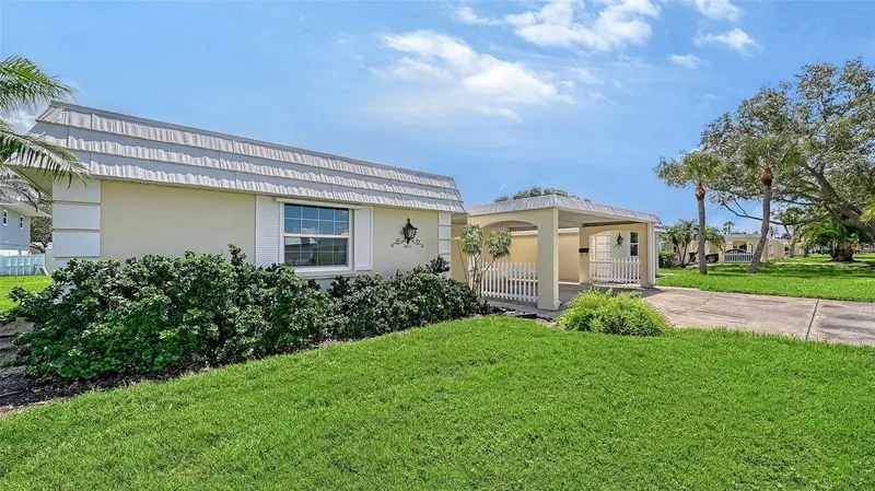 5911 TIDEWOOD AVENUE #3, SARASOTA