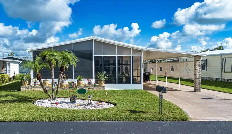 363 CAPTAINS COURT, NORTH PORT