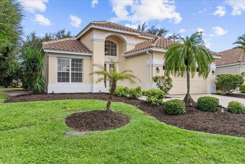 324 LANGHOLM DRIVE, VENICE