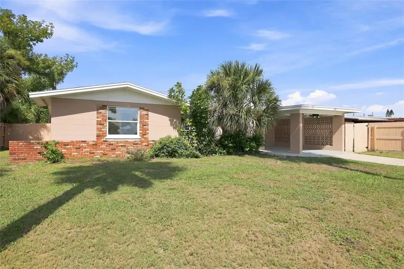 1509 BANYAN DRIVE, VENICE