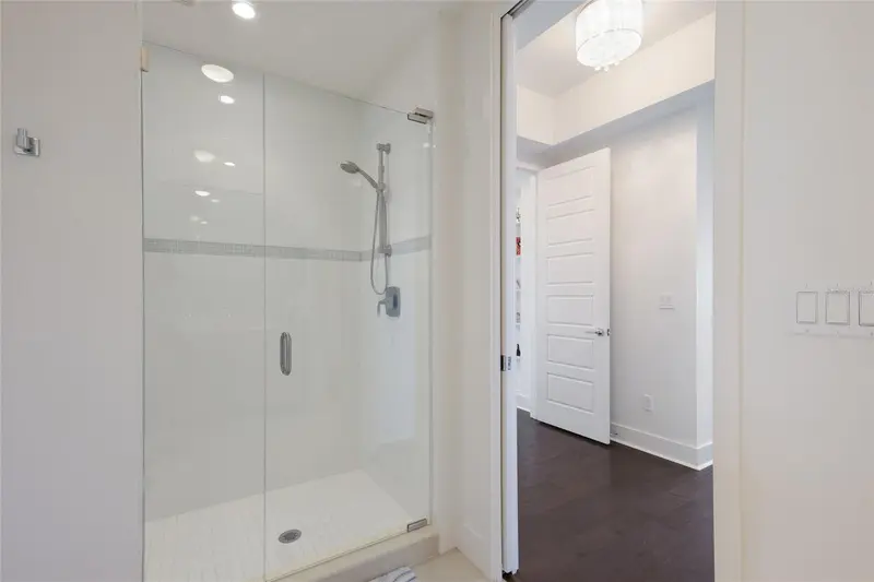 Thumbnail 21