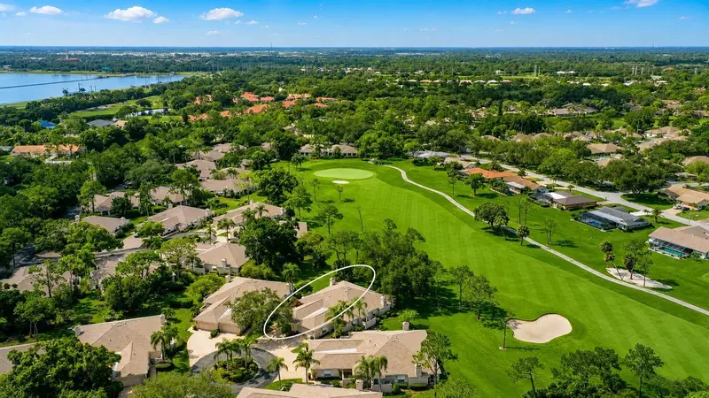 5515 CHANTECLAIRE #41, SARASOTA