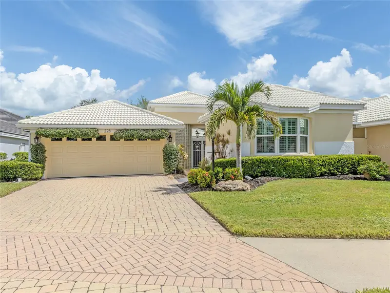 228 VESTAVIA DRIVE, VENICE