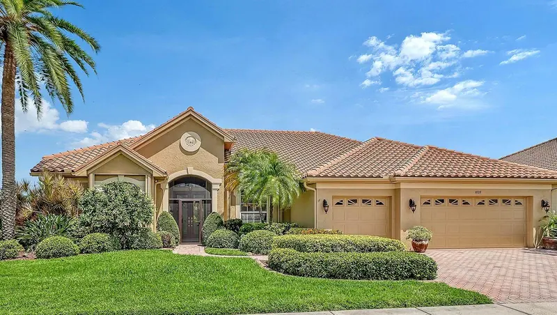 1039 GROUSE WAY, VENICE