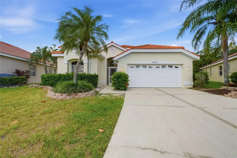 6817 SUPERIOR STREET CIRCLE, SARASOTA
