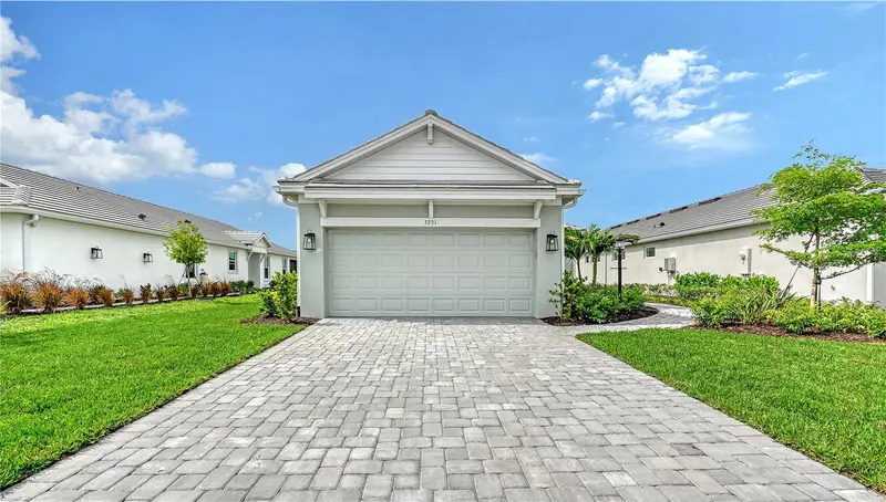3231 ALBA CIRCLE, BRADENTON