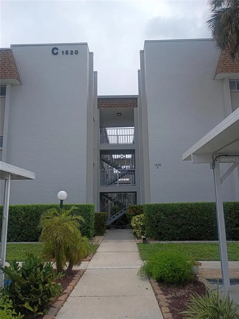 1520 GLEN OAKS DRIVE #248, SARASOTA
