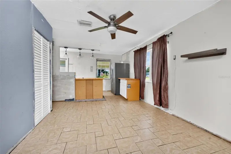 8435 AGRESS AVENUE, NORTH PORT, photo 2 of 27