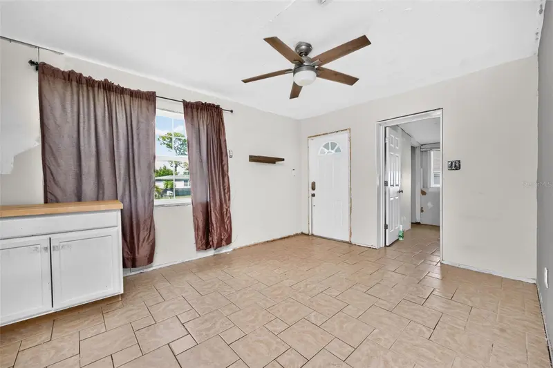 8435 AGRESS AVENUE, NORTH PORT, photo 4 of 27
