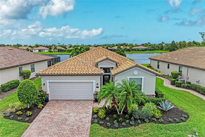 7123 MARSH VIEW TERRACE, BRADENTON, photo 4 of 92