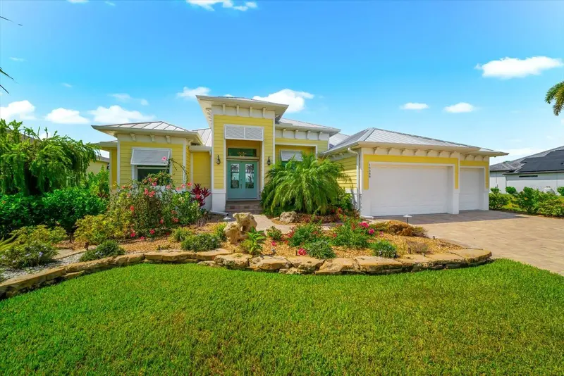 15388 ALSASK CIRCLE, PORT CHARLOTTE