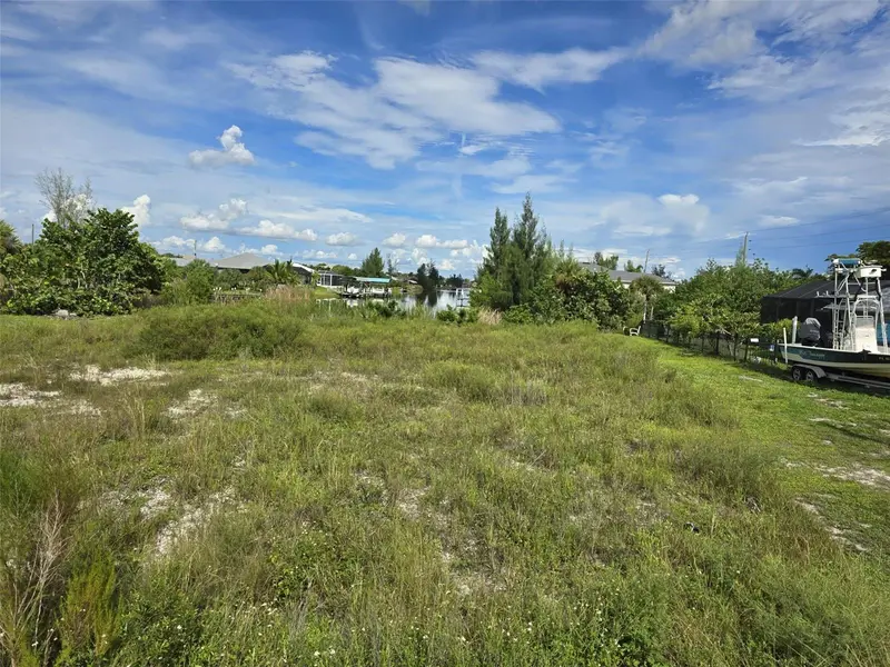 14488 FORT MYERS AVENUE, PORT CHARLOTTE