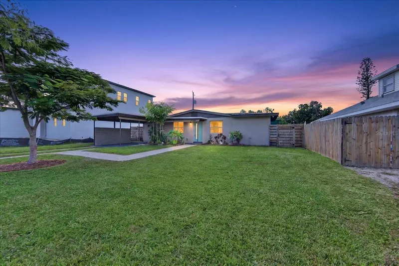 2350 LOMA LINDA STREET, SARASOTA