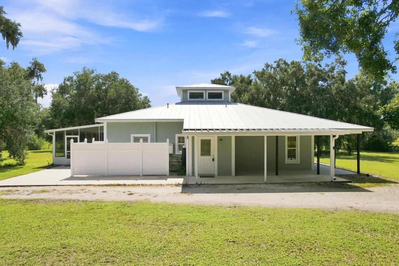 Welcome home to your custom country paradise!