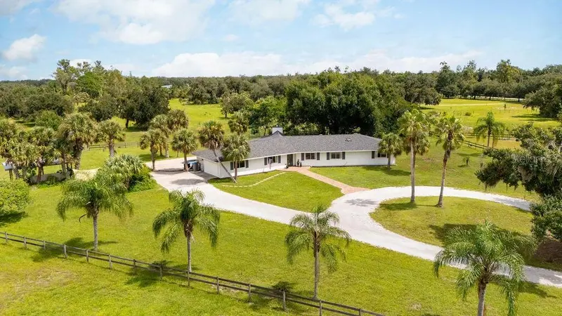 5240 MYAKKA VALLEY TRAIL, SARASOTA