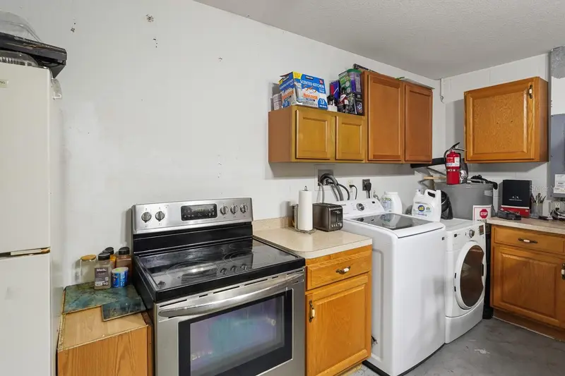 Thumbnail 56