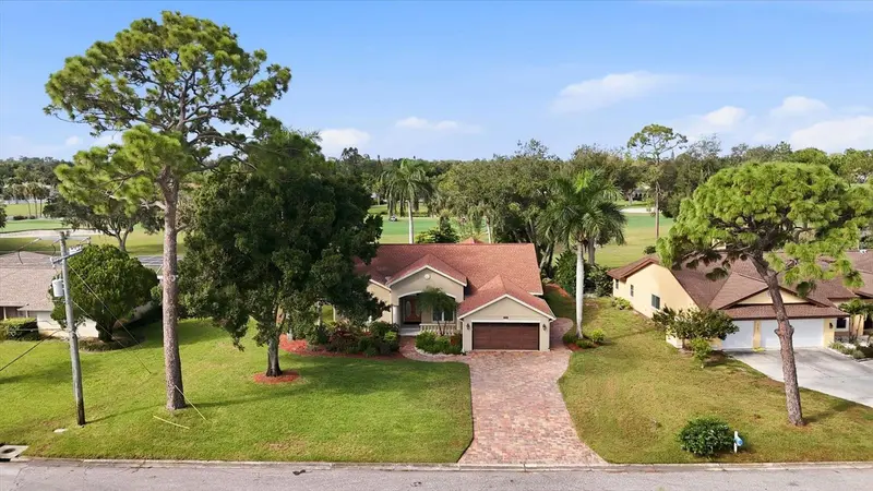 5210 INVERNESS DRIVE, SARASOTA, photo 2 of 43