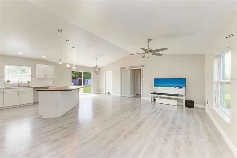 110 LEE AVENUE, ARCADIA, photo 3 of 23