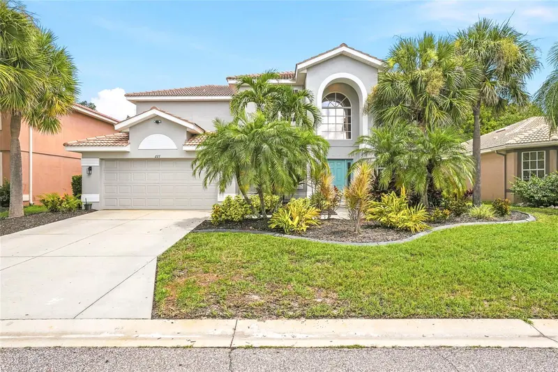 227 HERITAGE ISLES WAY, BRADENTON