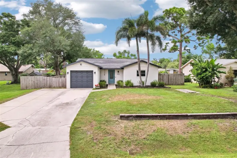 8710 FILSON PLACE, SARASOTA
