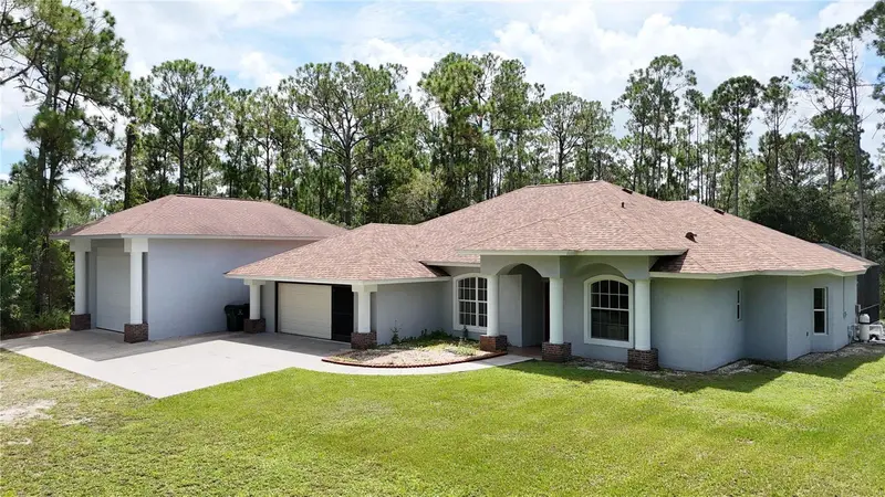 2449 TROPICAIRE BOULEVARD, NORTH PORT