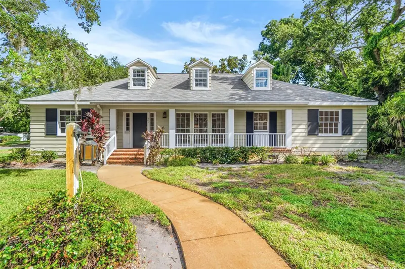 1585 SOUTH DRIVE, SARASOTA